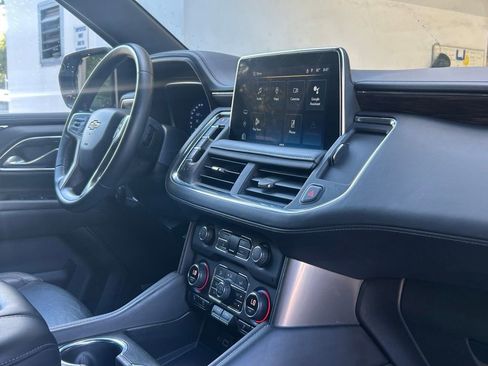 Used 2023 Chevrolet Suburban LT image 27
