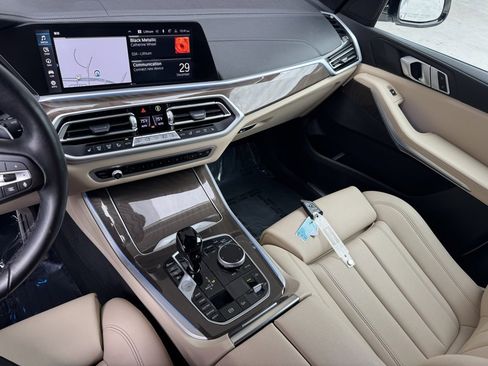Used 2022 BMW X5 xDrive45e w/ Climate Comfort Package image 33