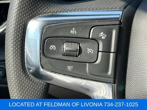 Used 2025 Chevrolet Blazer LT AWD/4WD image 35