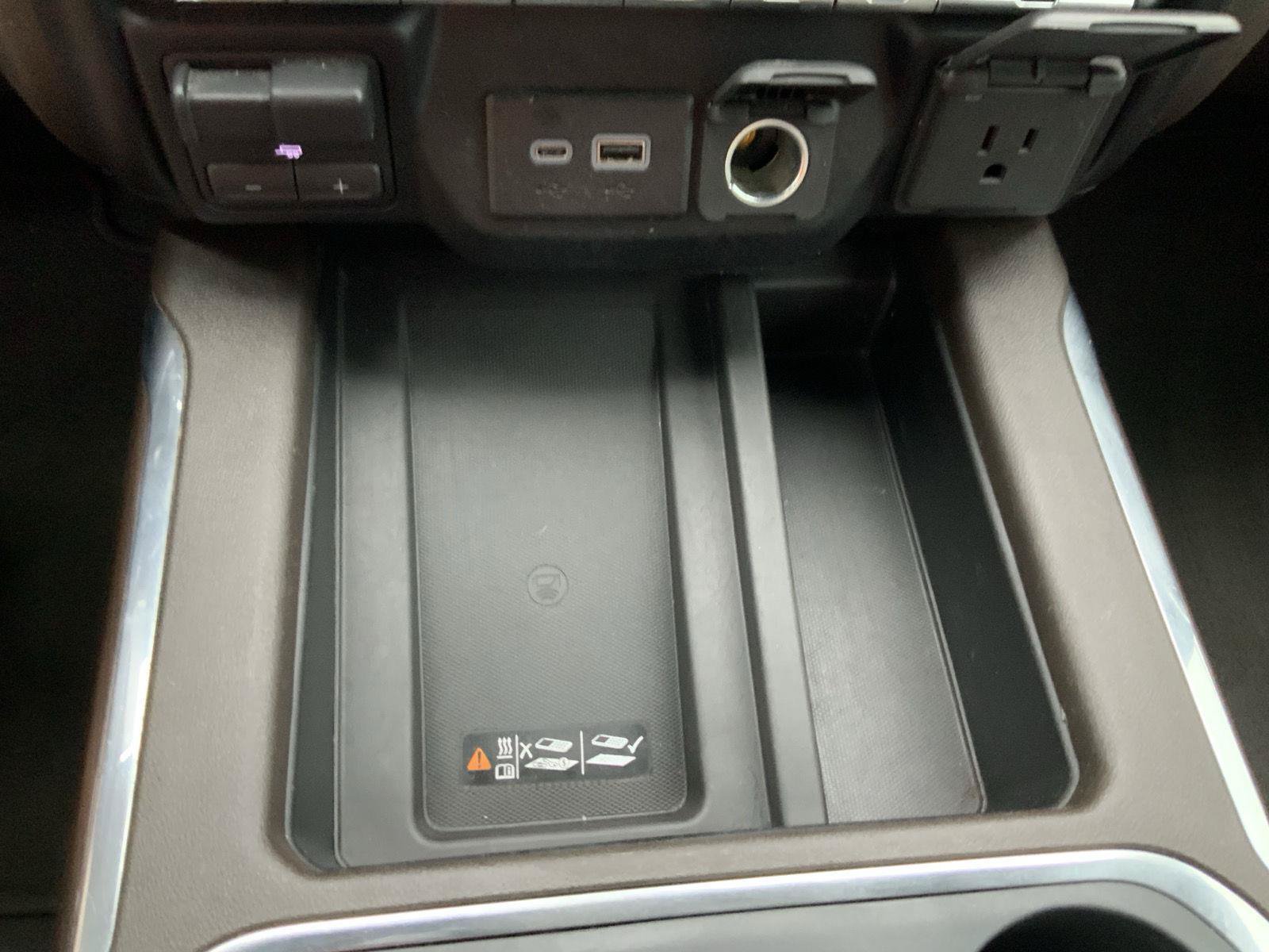 Used 2019 GMC Sierra 1500 SLT w/ SLT Premium Plus Package AWD/4WD image 50