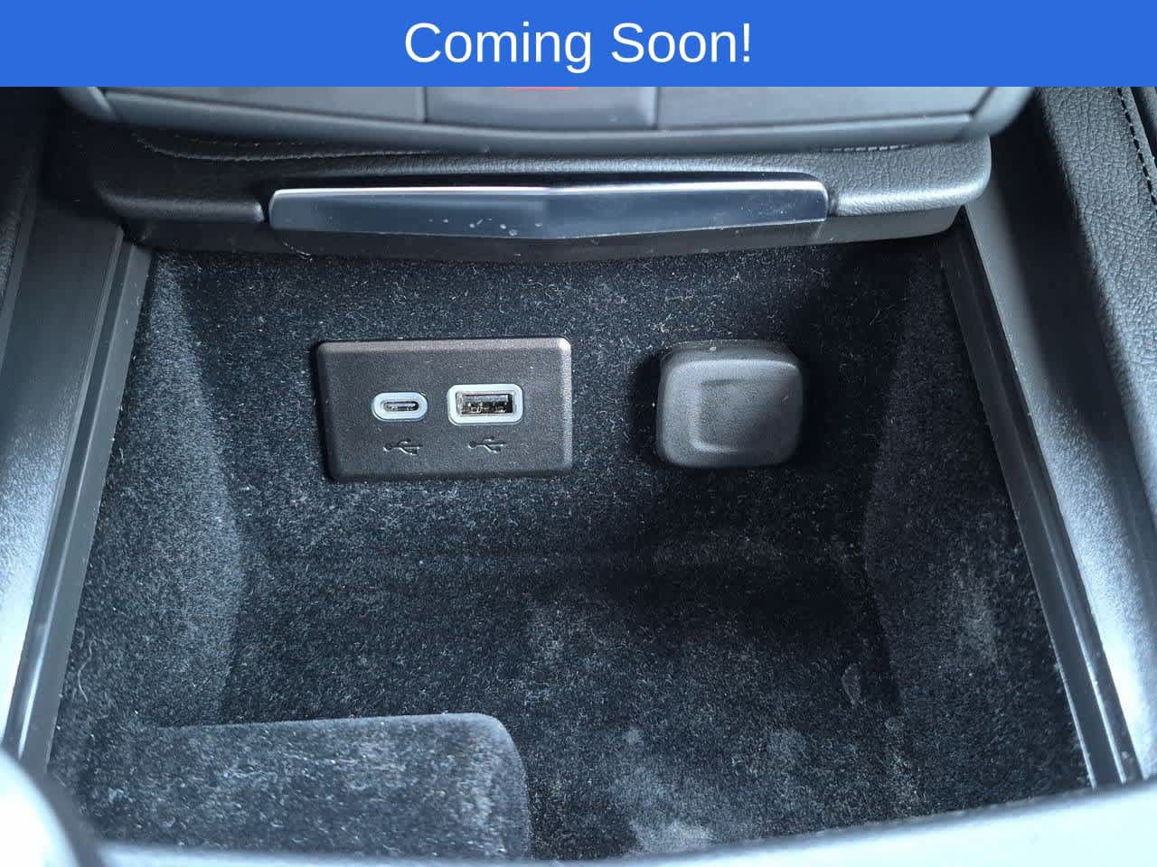 Used 2025 Cadillac XT4 Premium Luxury FWD image 32