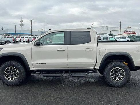 New 2026 Chevrolet Colorado ZR2 w/ Technology Package image 9