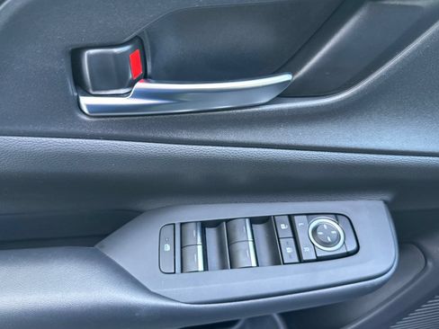 Certified 2024 Toyota Prius Prime FWD image 11