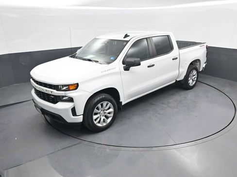 Used 2022 Chevrolet Silverado 1500 Custom AWD/4WD image 23