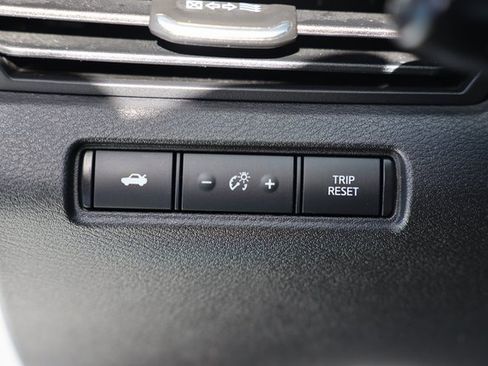 Used 2023 Nissan Altima 2.5 SV image 14