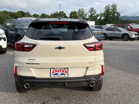 New 2026 Chevrolet TrailBlazer RS w/ Convenience Package FWD image 8
