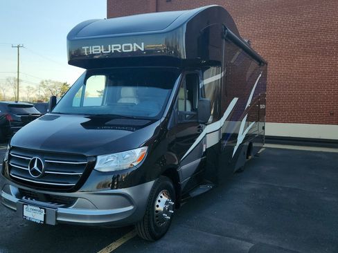 Used 2019 Mercedes-Benz Sprinter 170 image 1