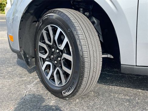 Used 2023 Ford Maverick Lariat w/ Lariat Luxury Package image 34