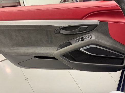 Used 2022 Porsche 718 Boxster Spyder image 20