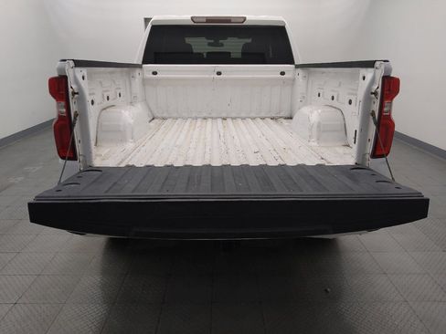 Used 2021 Chevrolet Silverado 1500 Custom image 29