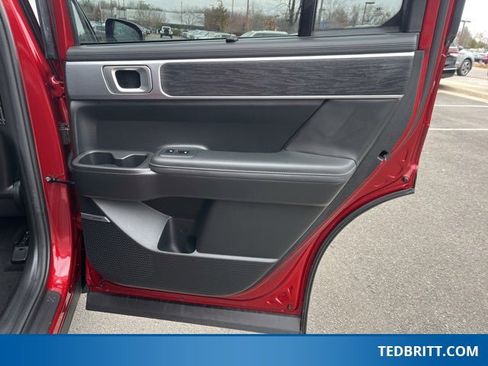 Used 2024 Hyundai Santa Fe Limited image 23