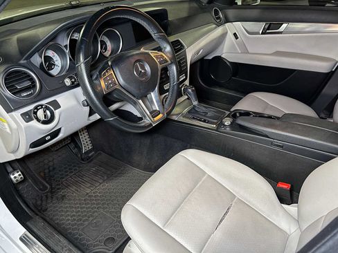 Used 2014 Mercedes-Benz C 300 4MATIC Sedan image 24