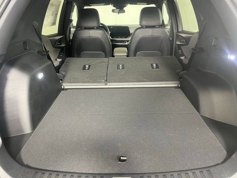 New 2026 Chevrolet Equinox LT w/ Convenience Package II image 36