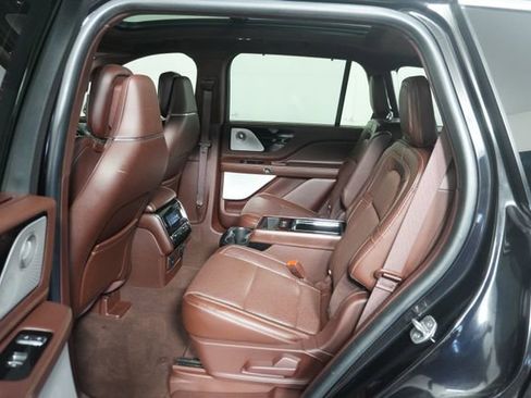 Used 2021 Lincoln Aviator Black Label AWD/4WD image 28