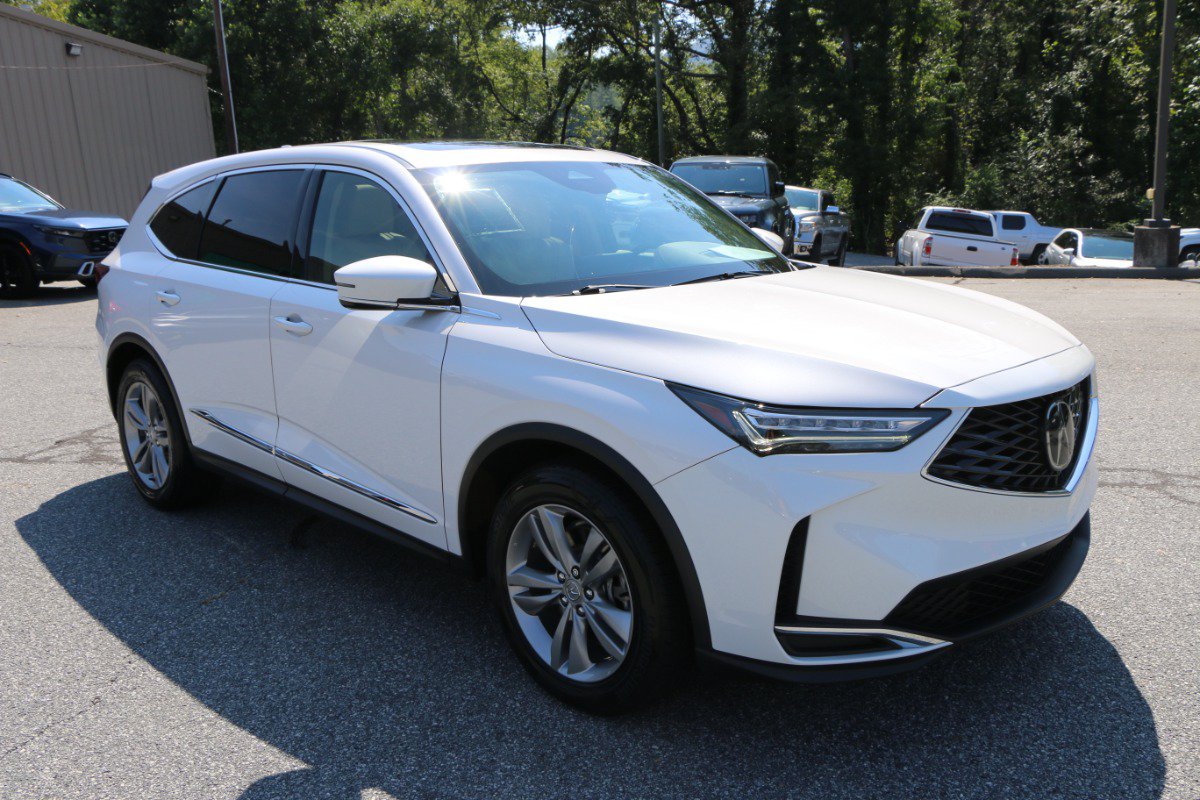 Used 2025 Acura MDX FWD image 10