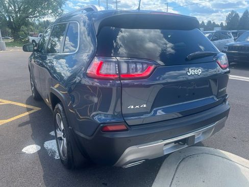 Used 2021 Jeep Cherokee Limited w/ Trailer Tow Group AWD/4WD image 2