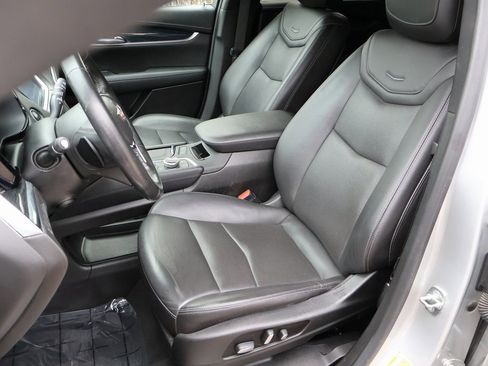 Used 2020 Cadillac XT5 Premium Luxury image 46