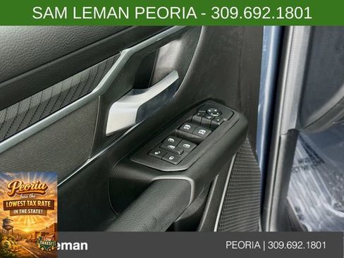 New 2026 RAM 1500 4x4 Crew Cab image 18