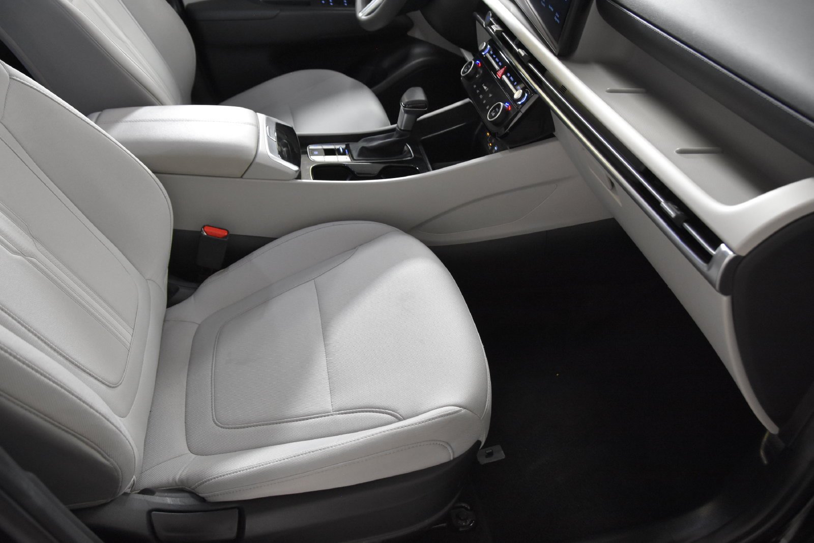 Used 2025 Hyundai Tucson SEL FWD image 28