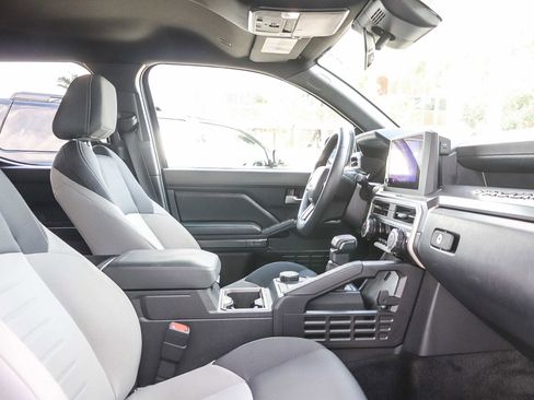 Used 2024 Toyota Tacoma TRD Sport RWD image 18