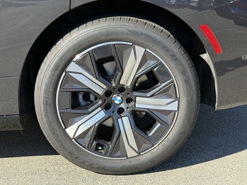 Used 2026 BMW iX xDrive45 w/ Climate Comfort Package image 17