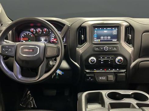 Used 2023 GMC Sierra 2500 Pro w/ Convenience Package image 12