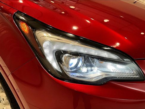 Used 2020 Buick Envision Premium w/ Driver Confidence Package AWD/4WD image 30