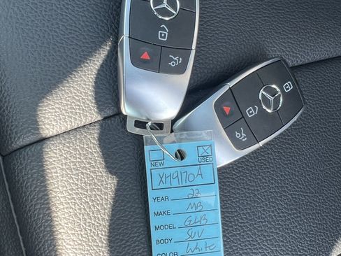Certified 2022 Mercedes-Benz GLB 250 4MATIC image 38