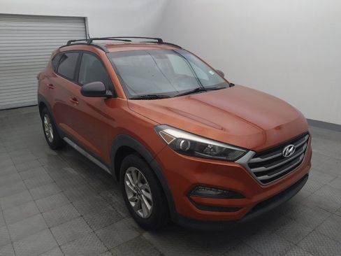Used 2017 Hyundai Tucson SE w/ SE Popular Package 02 FWD image 13
