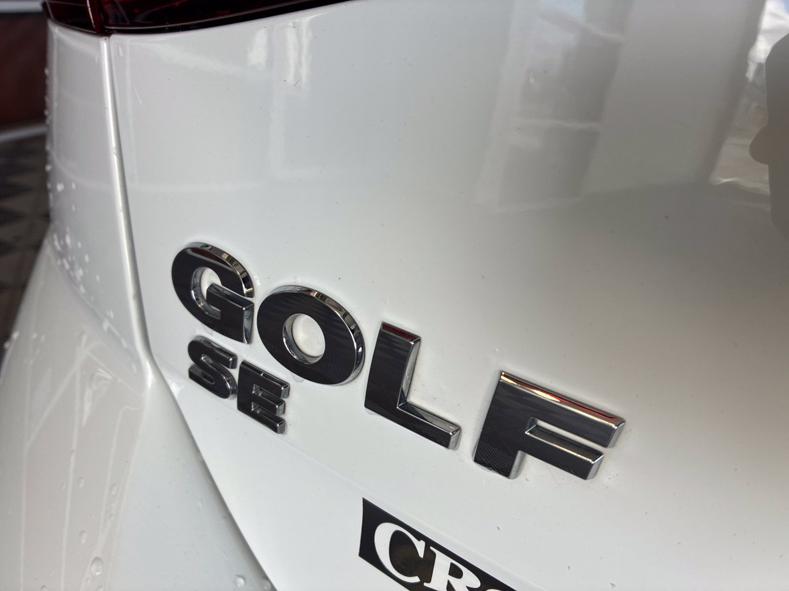 Used 2019 Volkswagen Golf 4-Door FWD image 8