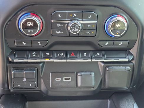 Used 2020 Chevrolet Silverado 1500 RST w/ All-Star Edition AWD/4WD image 27