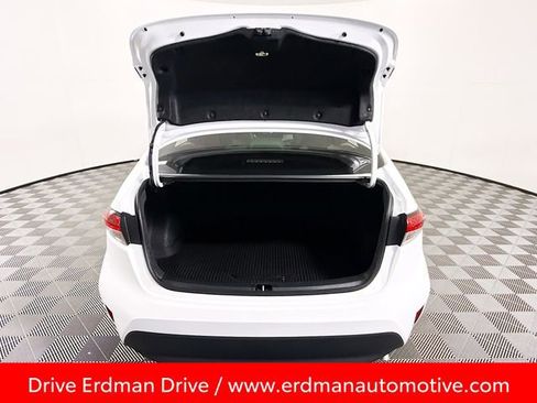 Certified 2025 Toyota Corolla LE image 34