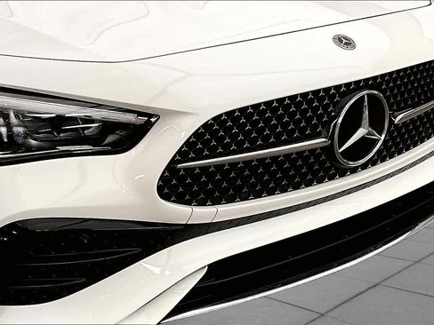 Used 2024 Mercedes-Benz CLE 300 4MATIC Coupe image 30