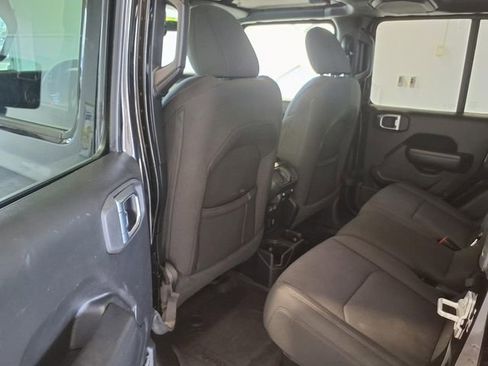 Used 2023 Jeep Gladiator Sport AWD/4WD image 20