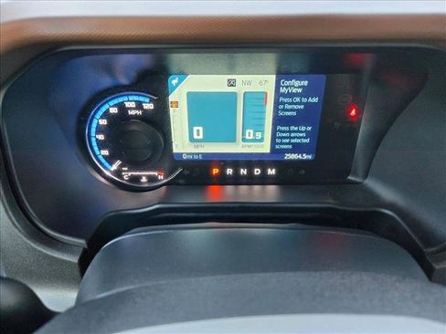 Used 2024 Ford Bronco Outer Banks image 11