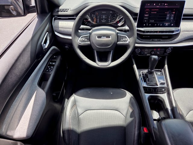 Certified 2023 Jeep Compass Latitude AWD/4WD image 12
