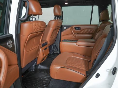 Used 2024 INFINITI QX80 Sensory w/ Cargo Package image 14