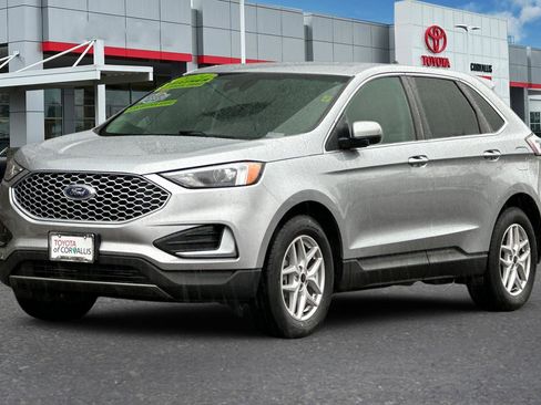 Used 2024 Ford Edge SEL image 8