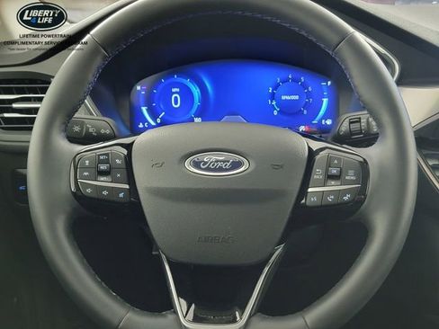 Certified 2022 Ford Escape Titanium w/ Class II Trailer Tow Package AWD/4WD image 27