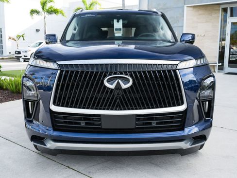 Certified 2026 INFINITI QX80 Luxe w/ Cargo Package AWD/4WD image 5