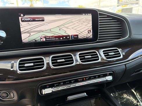 Used 2025 Mercedes-Benz GLE 53 AMG 4MATIC Coupe image 43