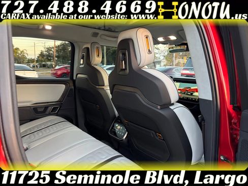 Used 2023 Rivian R1T Adventure image 23