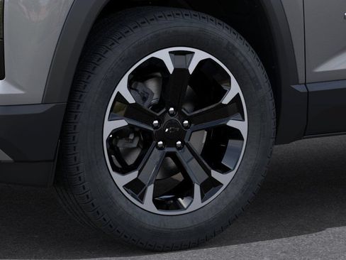 New 2027 Chevrolet Equinox LT w/ Convenience Package II FWD image 9