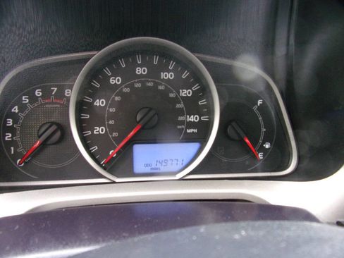 Used 2014 Toyota RAV4 LE image 20