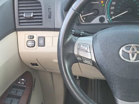 Used 2010 Toyota Venza AWD image 14