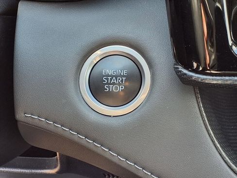 Used 2024 Toyota Highlander XSE image 15