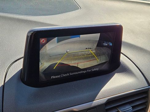 Used 2017 MAZDA MAZDA3 Touring w/ Popular Equipment Package image 11