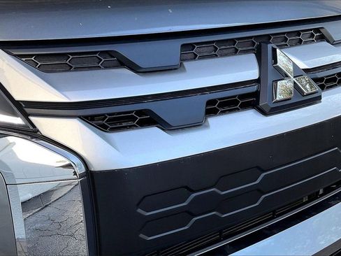 Used 2025 Mitsubishi Outlander Sport ES image 28