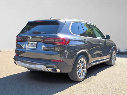 Used 2023 BMW X5 xDrive40i AWD/4WD image 34