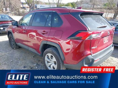 Used 2019 Toyota RAV4 LE image 5